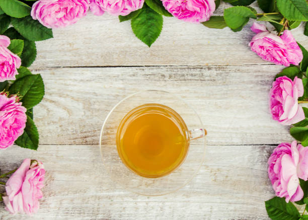 чай, чай роза, роза, селективный фокус. природа. - tea rose tea crop scented стоковые фото и изображения