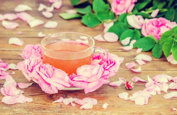 istock Beautiful background with pink roses. Selective focus. 1057102380