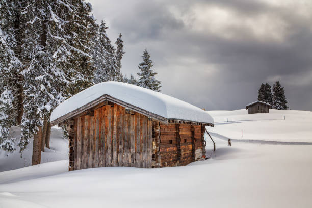 istock wooden_hut 1057111256