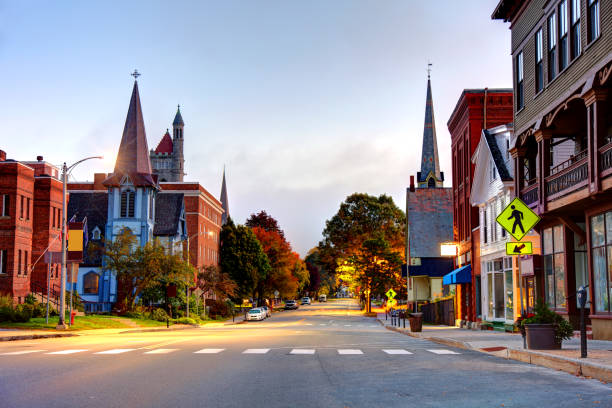 st. johnsbury, vermont - small town fotografías e imágenes de stock