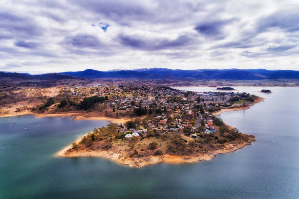 istock D SM Jindabyne Town On Lake 1057333274