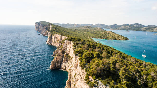 Seascape with islands, Croatia Seascape with picturesque islands and cliffs, Croatia dugi otok island stock pictures, royalty-free photos & images