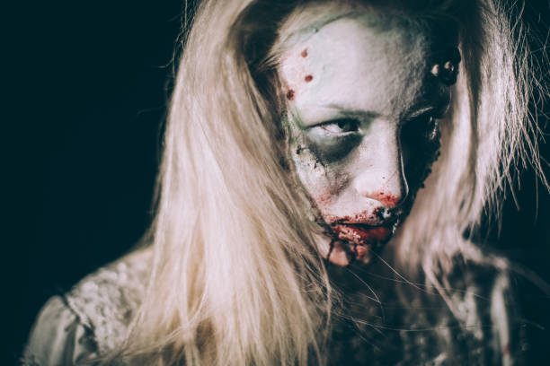 istock Undead woman 1057504998