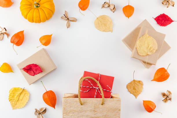 istock Promotion template autumn fall thanksgiving sale 1057511584