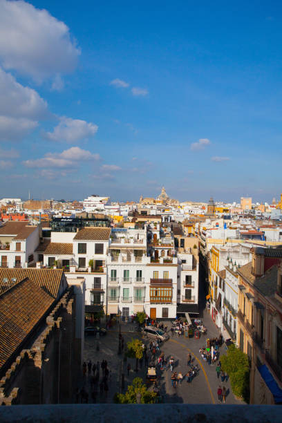 vista aerea dalla cima della cattedrale di siviglia, spagna. - seville spanish culture spain town square foto e immagini stock