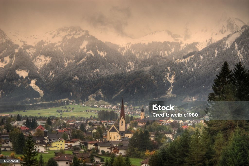 HDR Aufnahme des village reutte - Lizenzfrei Abenddämmerung Stock-Foto