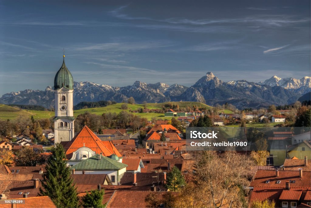 Village Nesselwang in Deutschland - Lizenzfrei Alpen Stock-Foto