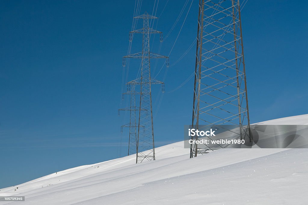Berg-Stromleitungen - Lizenzfrei Alpen Stock-Foto