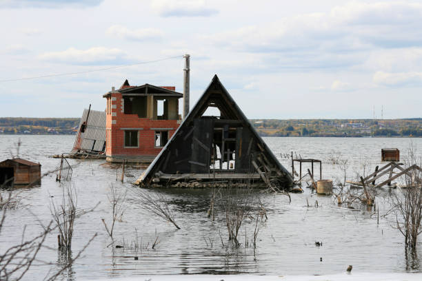 istock Houses in water 105760457