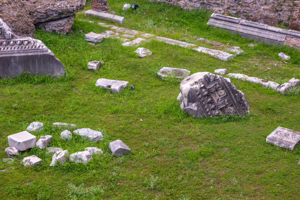 istock The Roman ruins 1057618748