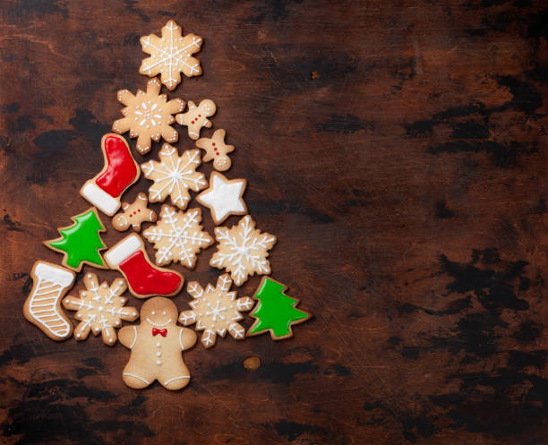 istock Christmas fir tree from gingerbread cookies 1057638978