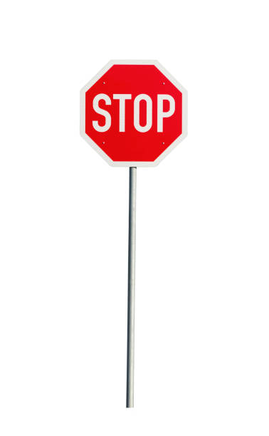 panneau stop sur blanc avec un tracé de détourage - stop sign stop sign traffic photos et images de collection