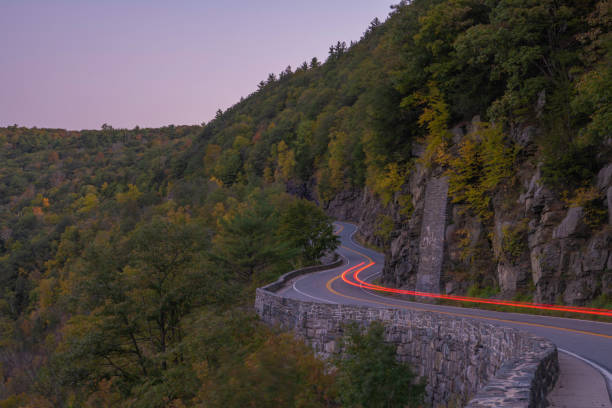 istock The Hawk's Nest Drive 1057694990