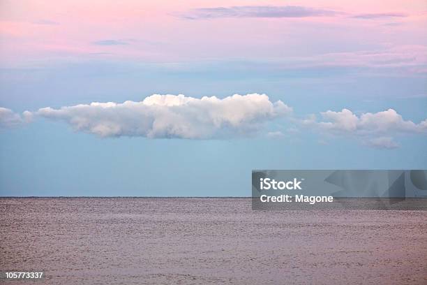 Foto de Marinha e mais fotos de stock de Azul - Azul, Beleza natural - Natureza, Cloudscape