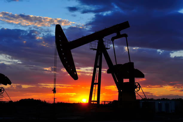 istock The oil pump 1057734684