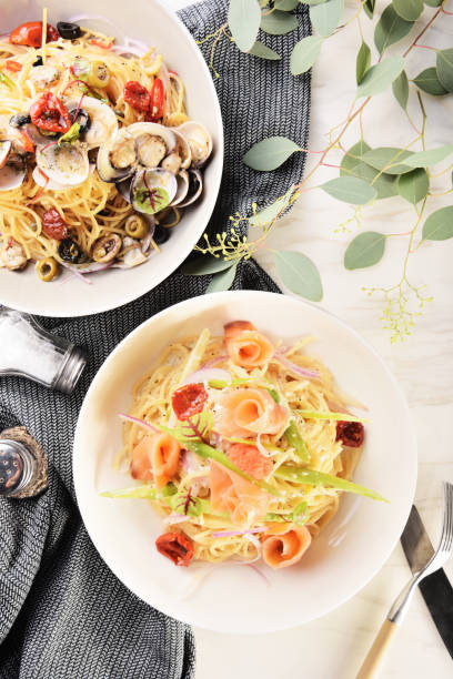 istock Spaghetti with smoked salmon in cream sauce 1057737164