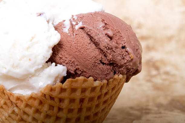 istock Chocolate and vanilla ice cream 105780817