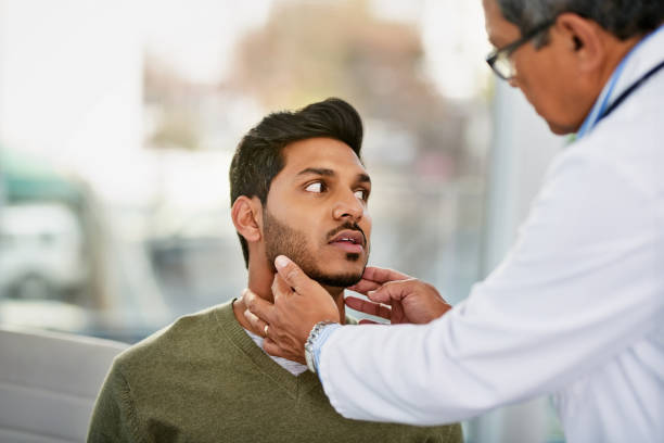 istock Doing a full checkup to find the source of the pain 1057818526