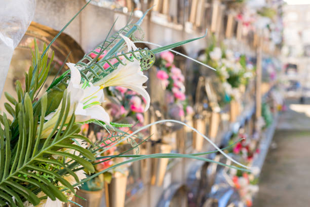 Detail of a bouquet of flowers in a cemetery