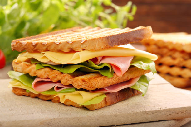 istock Healthy lunch for school with vegetable sandwich 1057918486