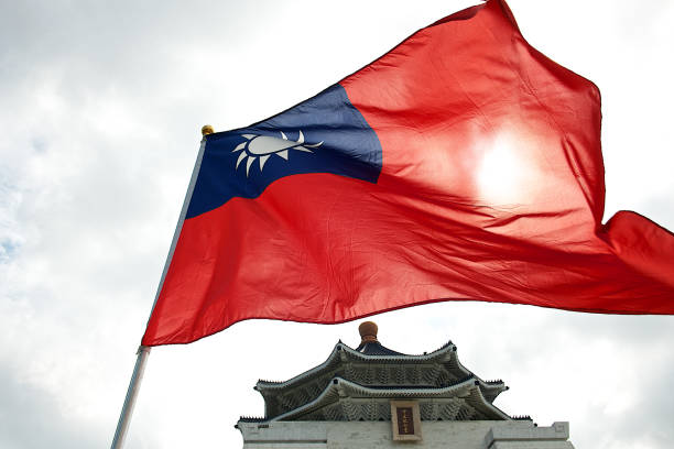 bandiera taiwanese - national chiang kai shek memorial hall foto e immagini stock