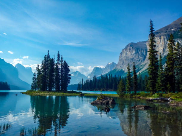 istock wonderful lake in the mountain 1058003898