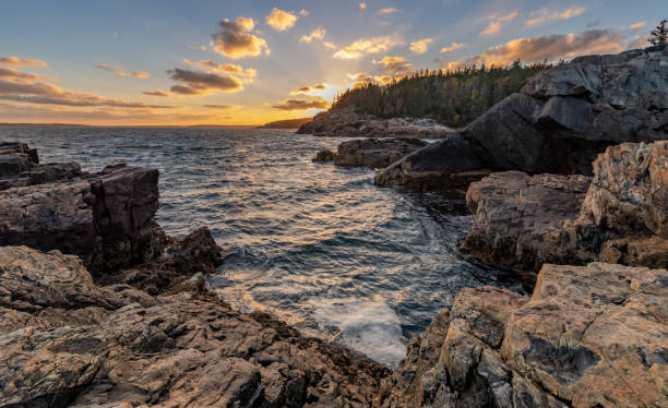 istock Autumn in Acadia National Park 1058041180