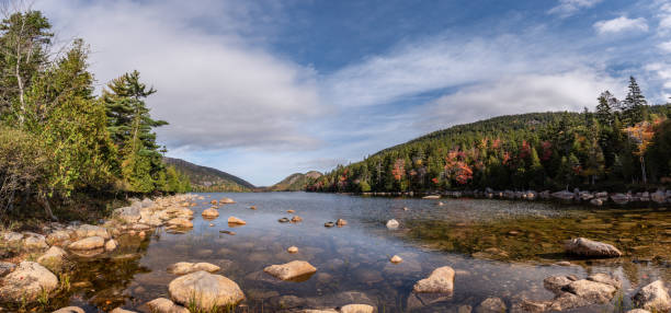 istock Autumn in Acadia National Park 1058041918