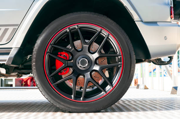 자동차 휠 - tire rim 뉴스 사진 이미지