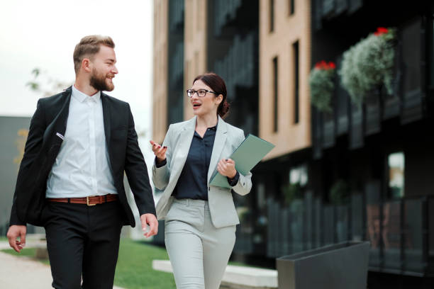 istock Real estate agent and businessman customer 1058166676