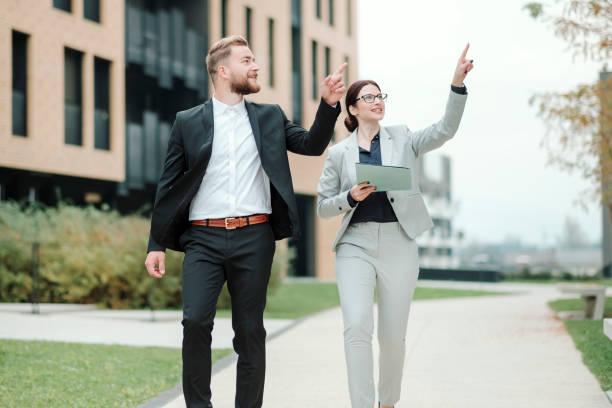istock Real estate agent and businessman customer 1058166820