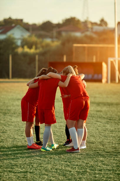istock Women's Soccer Team 1058353730
