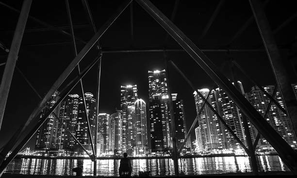 istock VD726 Marine City 1058371674