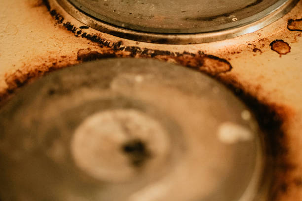 istock Dirty cooker in the kitchen 1058372800