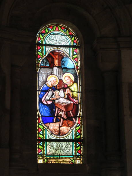 istock Holy Family 1058382716
