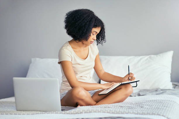 istock Set goals that get you out of bed 1058384790