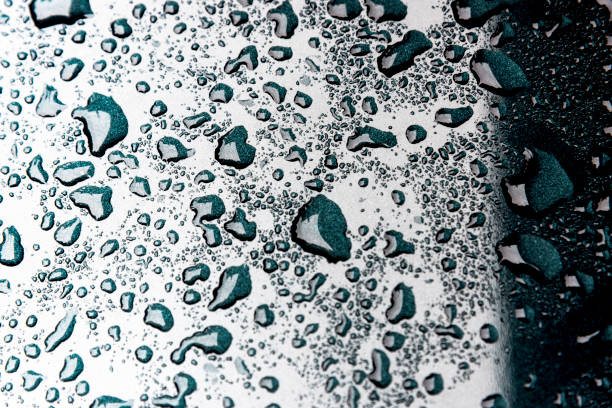 istock The rain drops on the floor and the light strikes. 1058388668