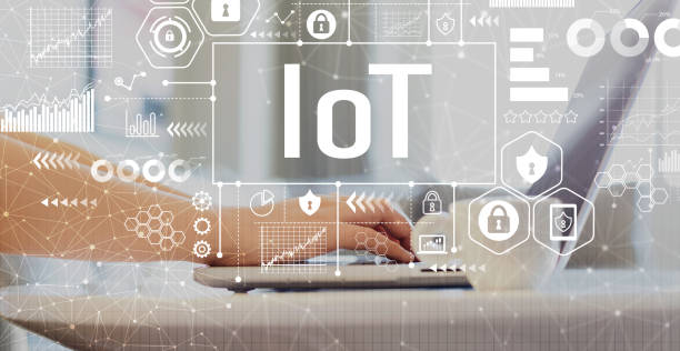 iot는 노트북을 사용 하 여 여자와 - 사물 인터넷 뉴스 사진 이미지