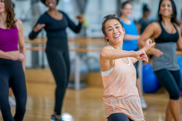 istock Dance fitness 1058441428