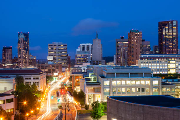 istock Panorama of St. Paul at evening 1058533330