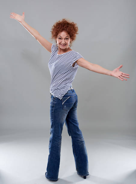 istock Woman on gray background 1058535344