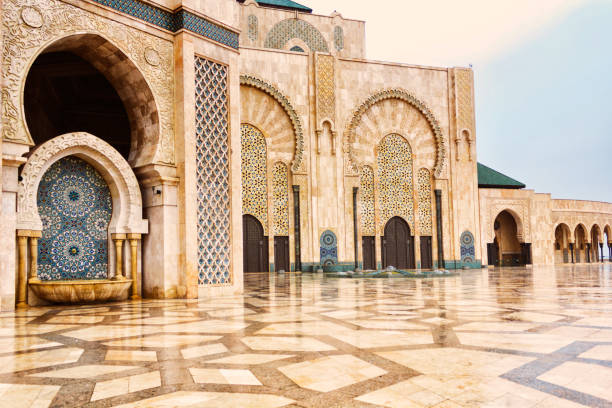 detail of hassan ii mosque - morocco islam pattern arabia imagens e fotografias de stock