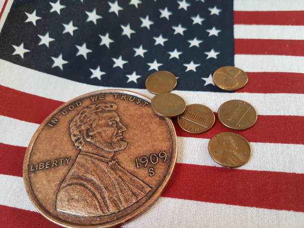 istock Lincoln with pennies 1058633536