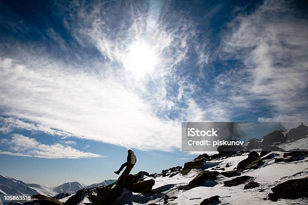 Mountain Vista - Fotografie stock e altre immagini di Alpinismo - Alpinismo, Ambientazione esterna, Arrampicata su roccia