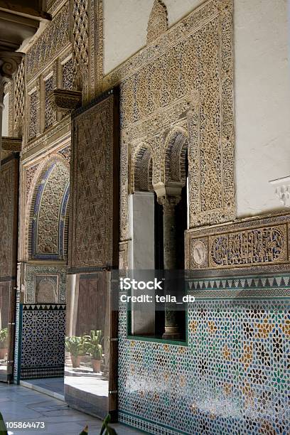 Terraço De Las Doncellasalcazar De Sevilha - Fotografias de stock e mais imagens de Azulejo - Azulejo, Espanha, Parede