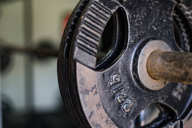 istock weight plates at the gym 1058756282