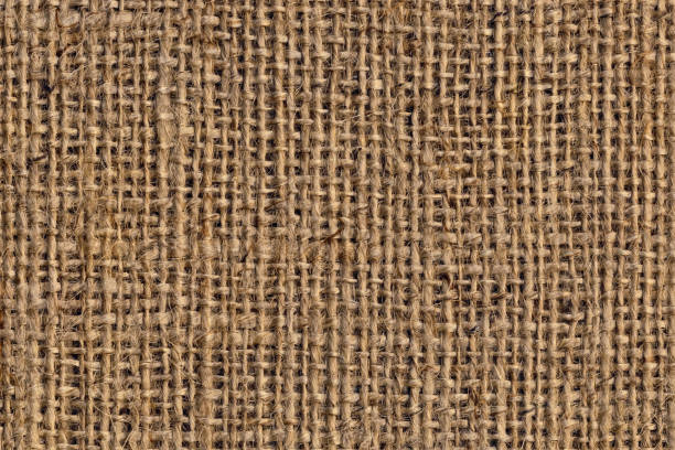 tela di tela burlap marrone naturale grunge a grana grossa trama di sfondo - sandbag burlap sack burlap sack foto e immagini stock