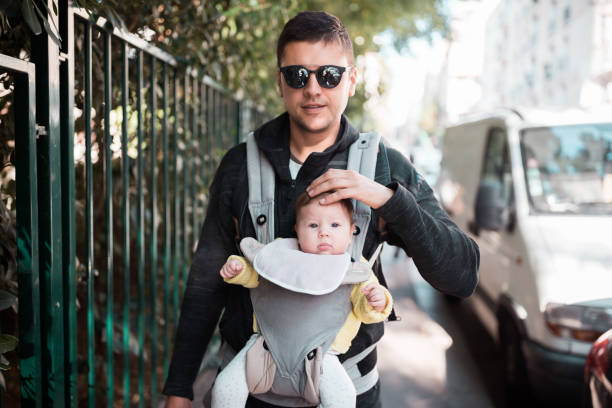 istock Moder father in the city 1058811608