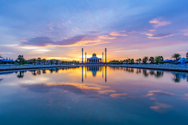 istock Sunset at Songkhla Central Mosque 1058812800