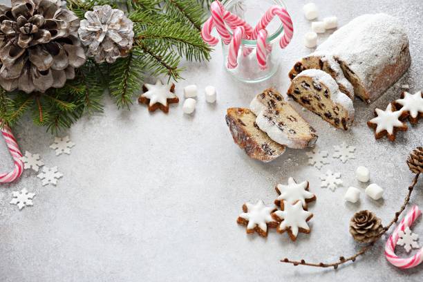 전통적인 크리스마스 stollen - christmas stollen christmas pastry baked 뉴스 사진 이미지